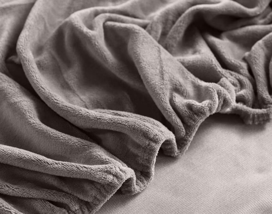 Jogo de lençol flannel (sugestão por cor neutra)